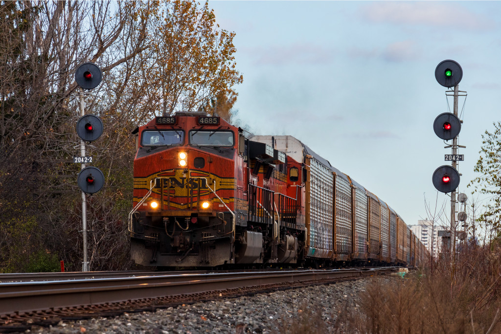 BNSF 4685